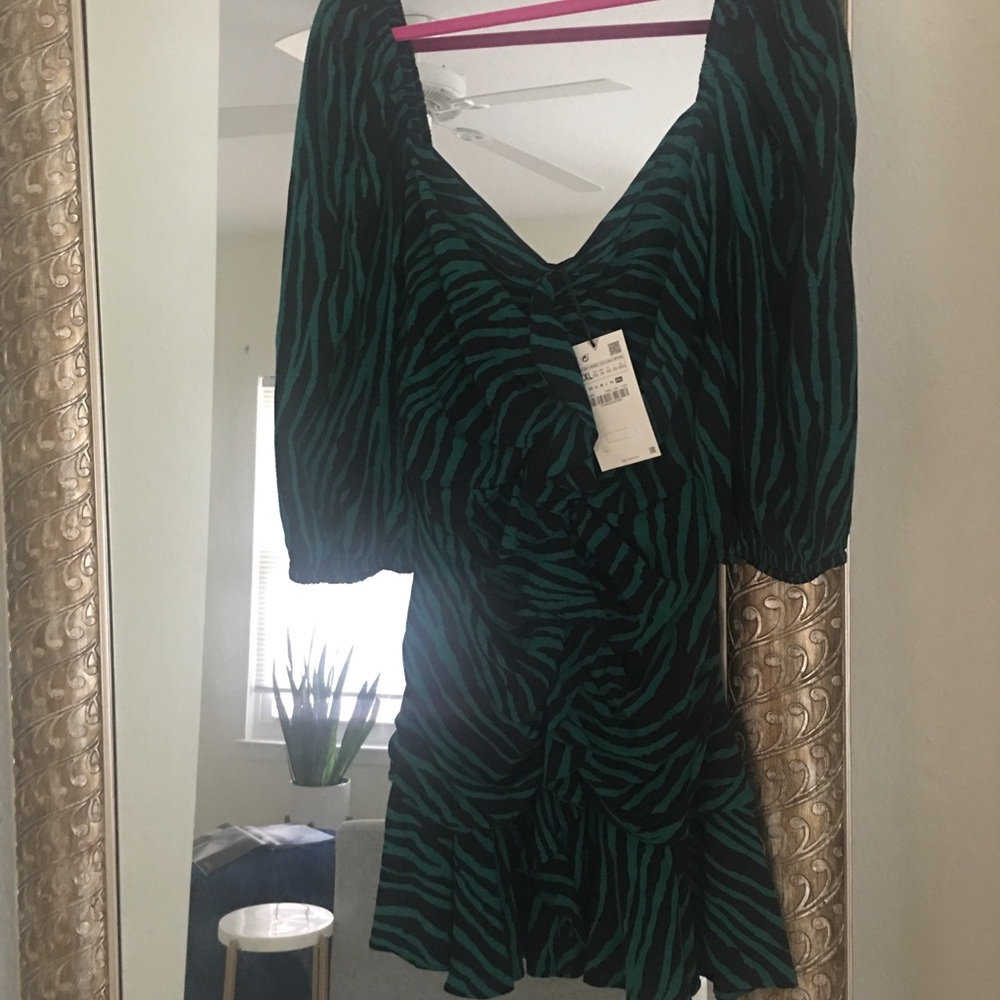 ZARA beautiful green tiger print dress. XXL